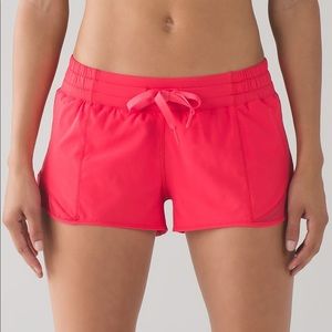 Lululemon Hotty Hot Short